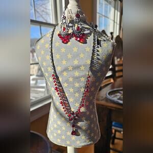 Vintage 1928 Elegant Gunmetal Red Beaded And Rhinestone Necklace And Earring Set